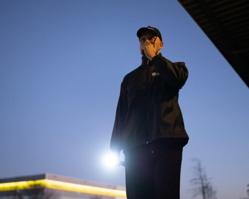 Agent de gardiennage sur chantier