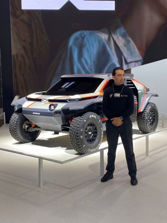 Agent WeWatch surveille un événement.